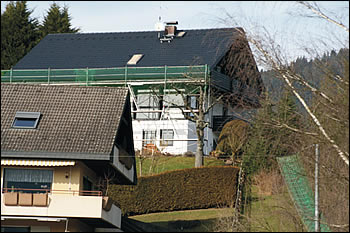 Dach nach erfolgter Reinigung vor der Montage der Photovoltaikanlage